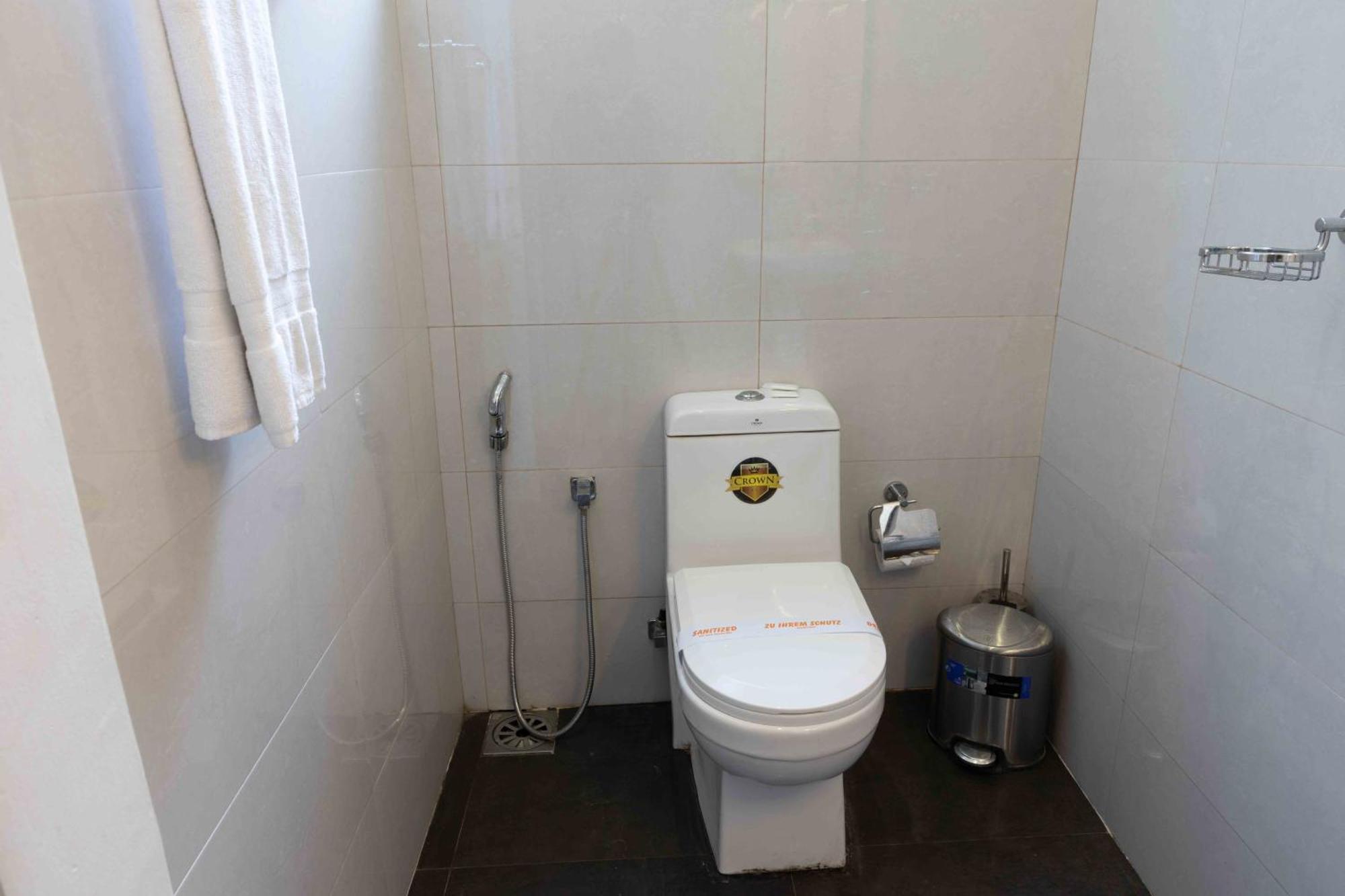 Lotus Colombo Guesthouse Екстериор снимка